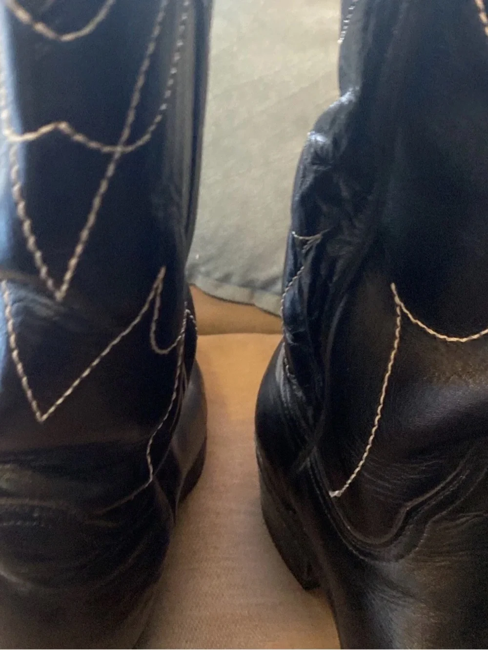 Mens Cowboy Leather Boots size 9.5 D